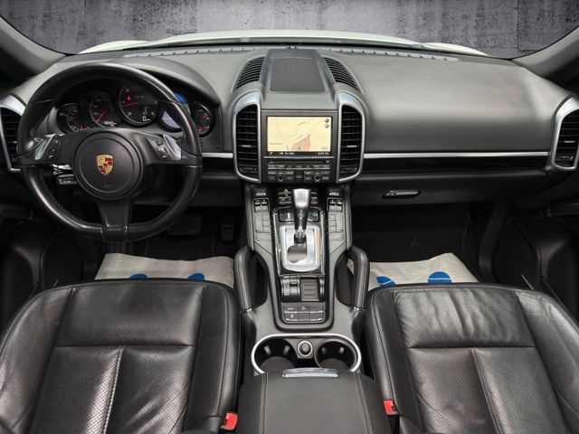 Porsche Cayenne Diesel*PANO*PDLS*PCM*XENON*LEDER*1.HAND