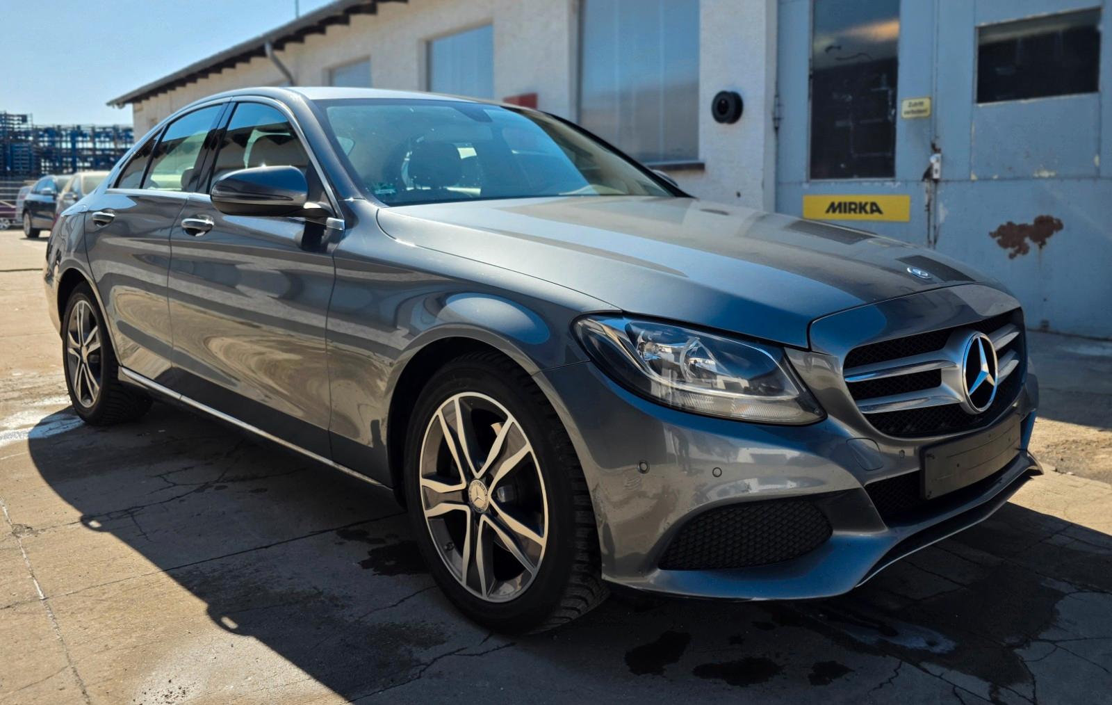 Mercedes-Benz C 200 Avantgarde Aut. NAVI PDC