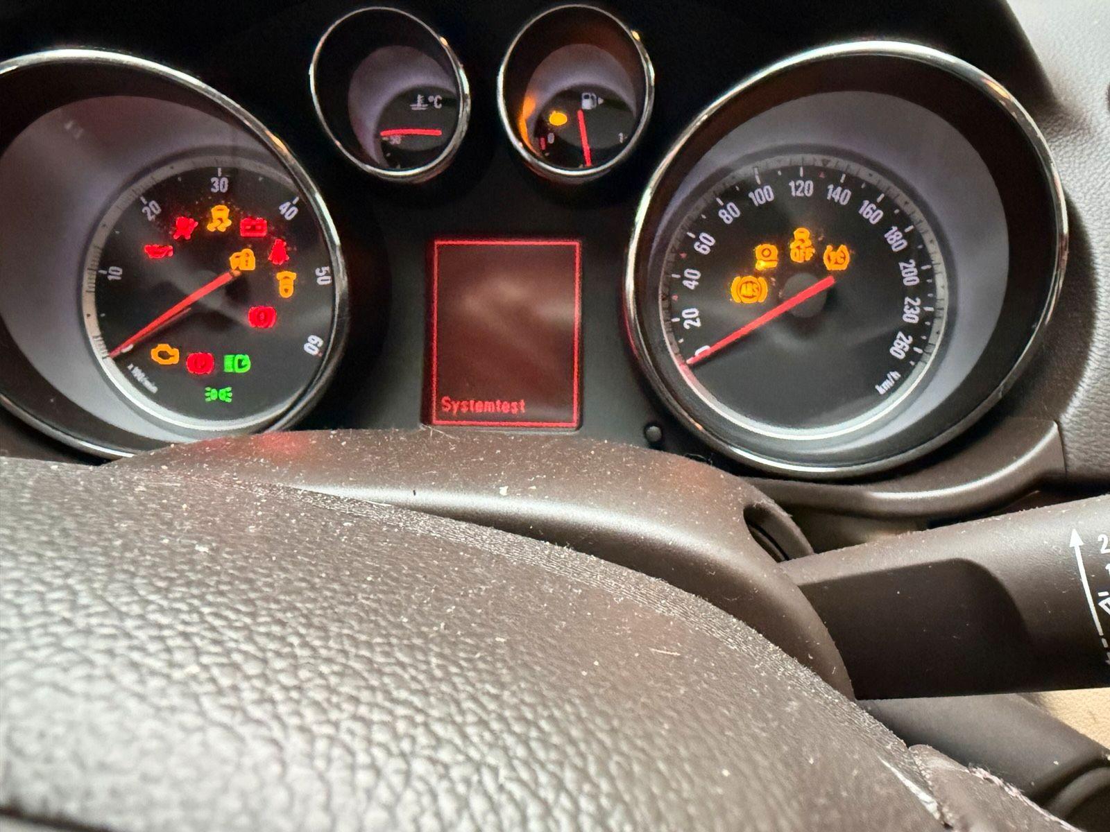 Opel Insignia 2009 — photo 6