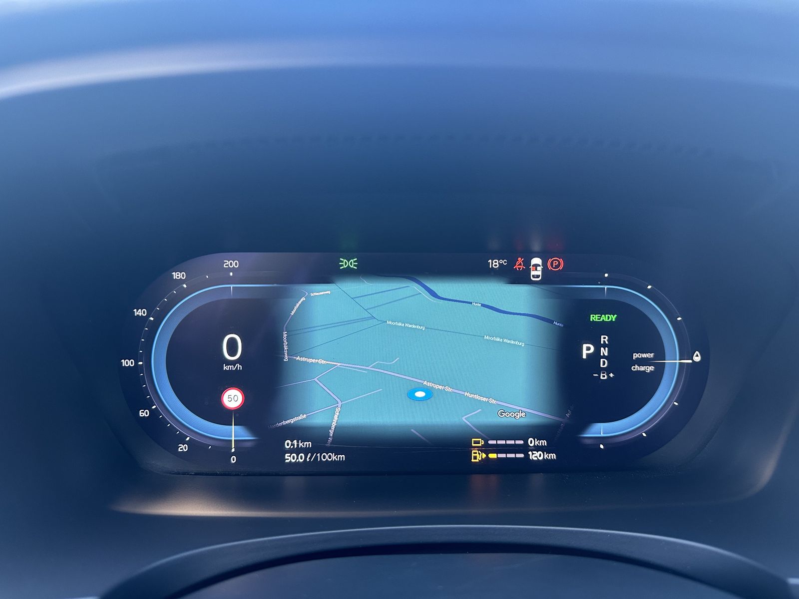 Fahrzeugabbildung Volvo V90 T6 Plus Dark Plug-In Hybrid AWD NAV+LED+AHK