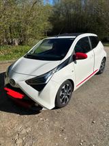 Toyota Aygo (X) 1,0-l-VVT-i x-sky x-sky - Toyota Aygo (X) in Kiel