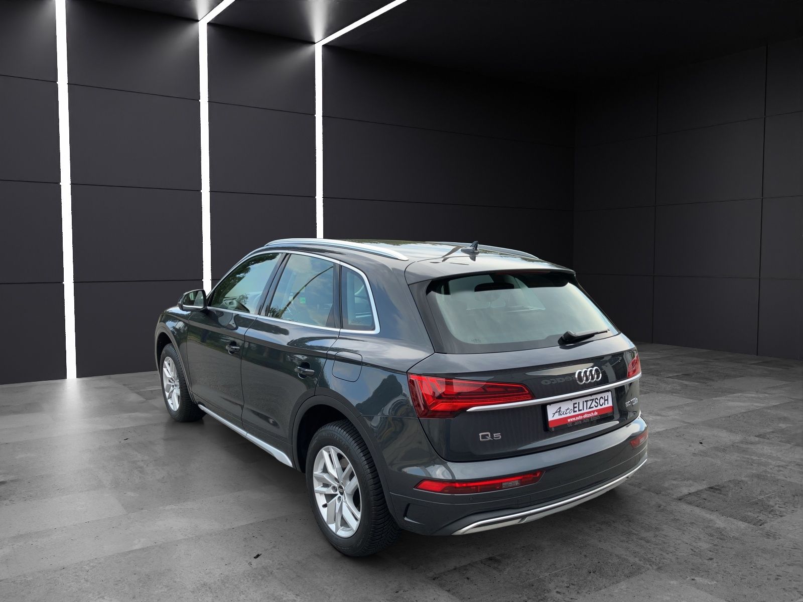 Fahrzeugabbildung Audi Q5 50 TFSI e quattro S-tronic LED ACC NAVI AVC