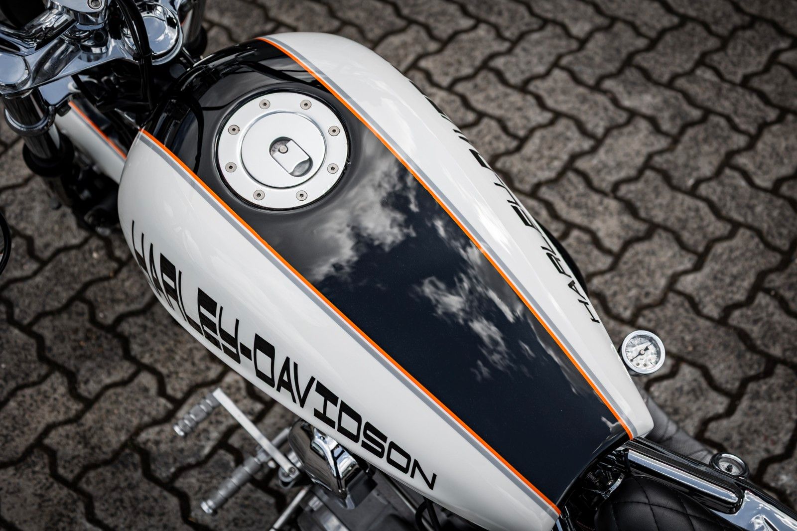 Fahrzeugabbildung Harley-Davidson FXST Softail Standard - CUSTOM - VERGASER - EVO