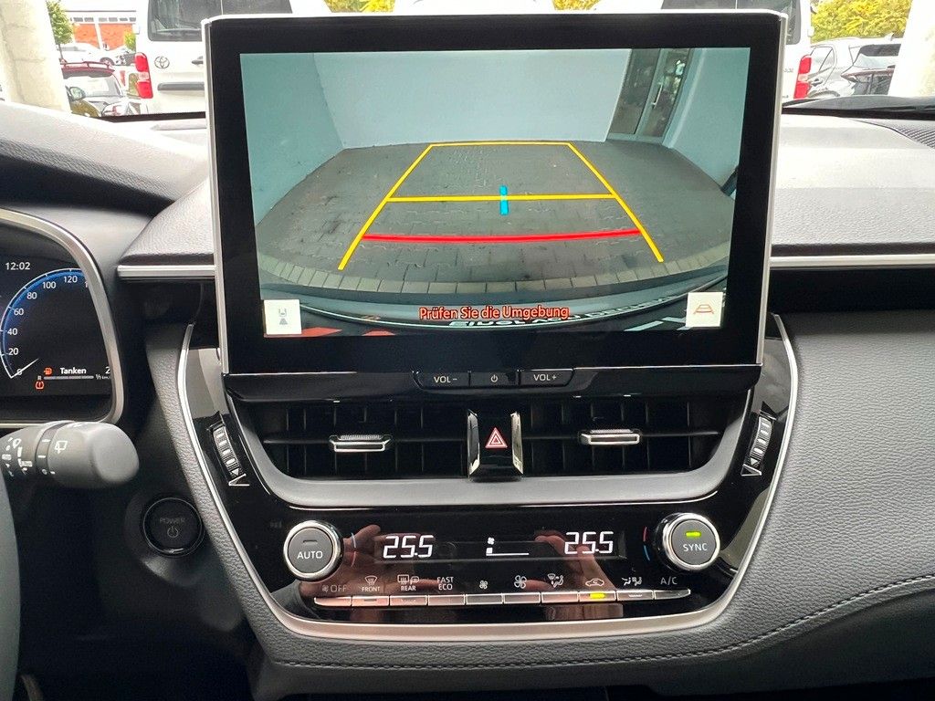 Fahrzeugabbildung Toyota Corolla Cross 2.0 Hybrid FWD Teamplayer