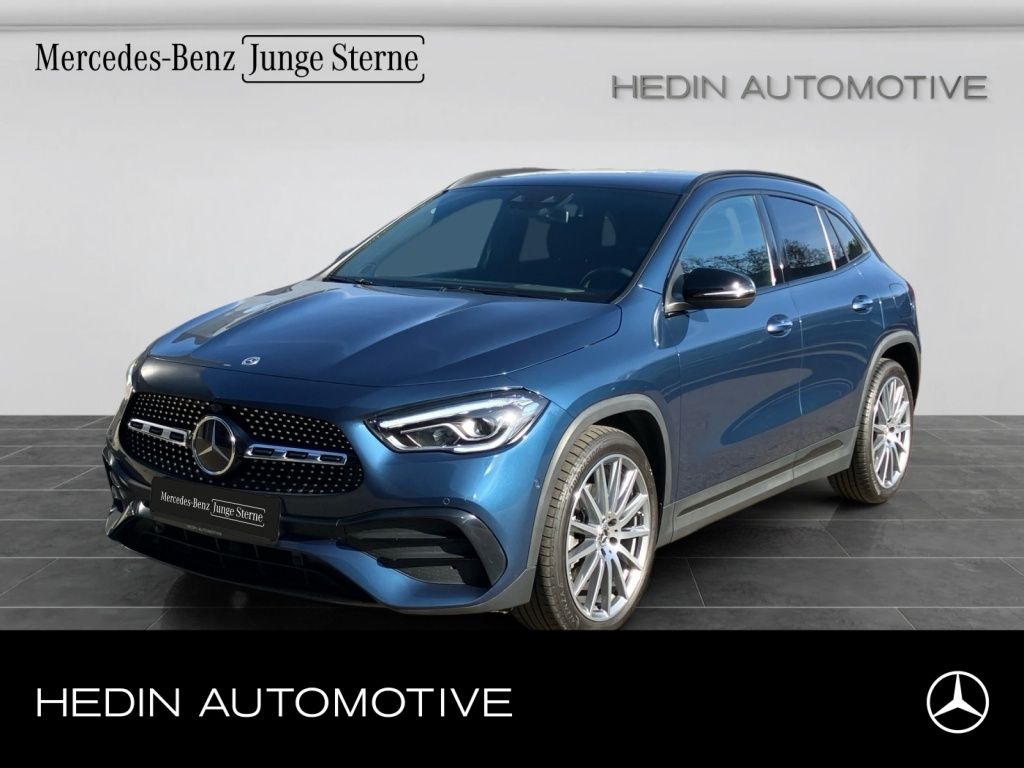 Mercedes-Benz GLA 220
