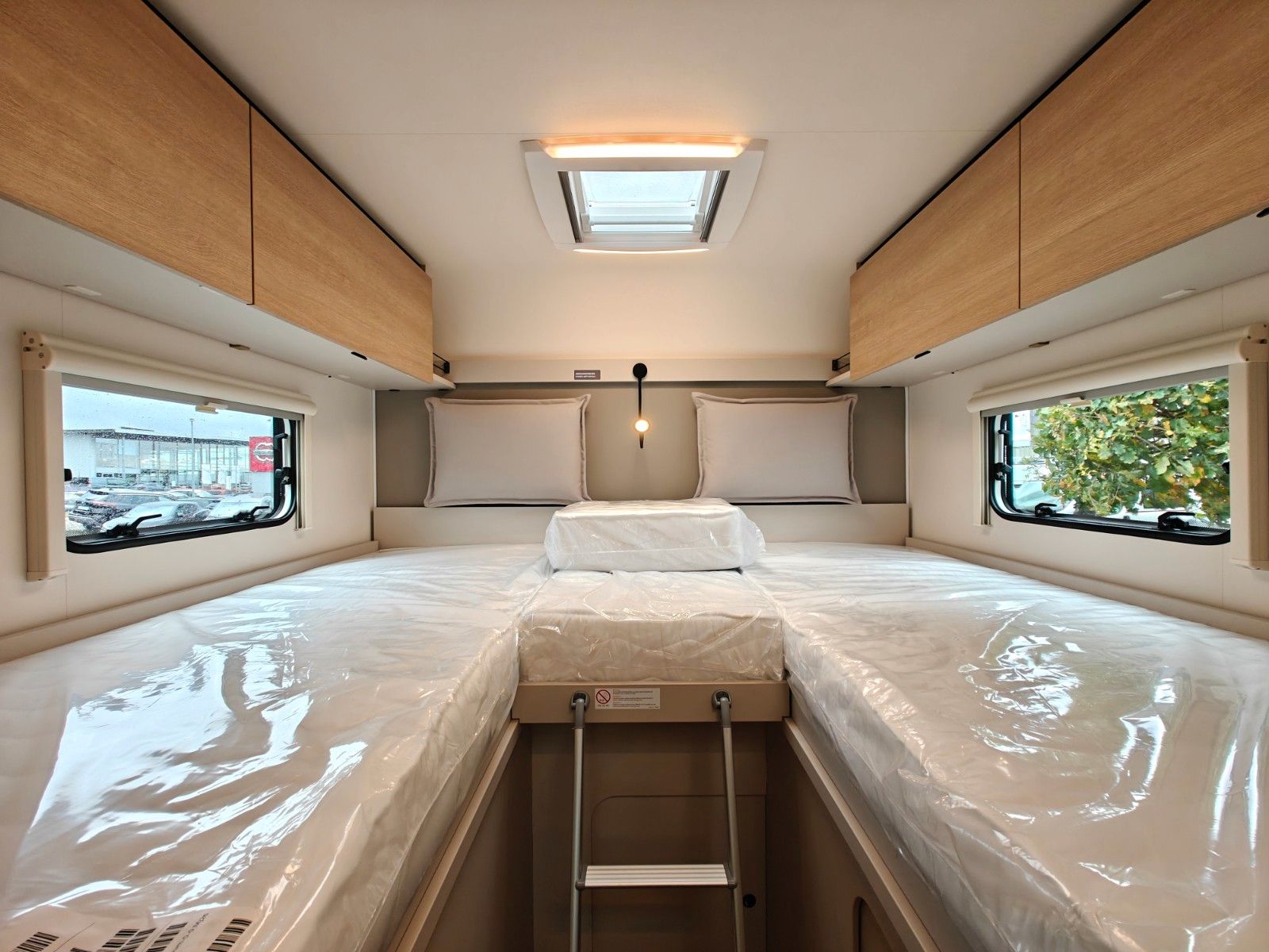 Fahrzeugabbildung LMC Tracer 690 EL - Chassis Design, 140PS, MJ2026! -