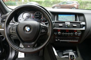 Fahrzeugabbildung BMW X3 xDrive 35 d, M-Paket, Navi, Panorama, LED