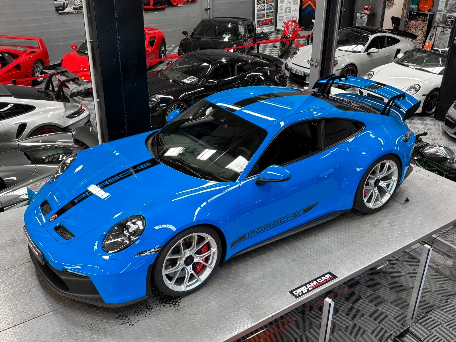 PORSCHE 992 GT3