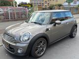 MINI ONE 1.6 *AUTOMATIK*KLIMAAUTO*SHZ*2.HAND* - MINI MINI mit Benzin-Antrieb: Kleinwagen, 1.6