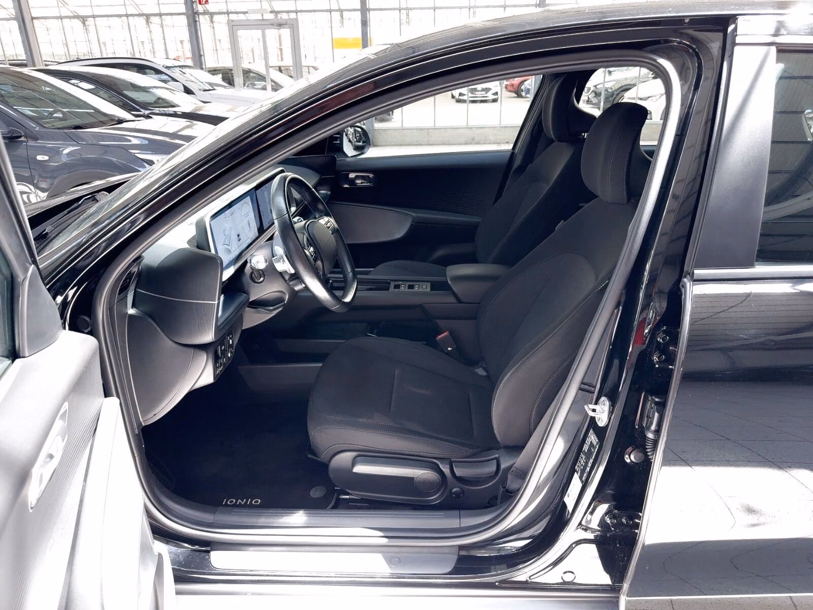 HYUNDAI IONIQ 6 53 KWH