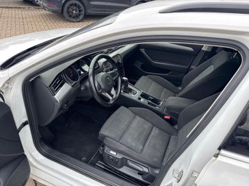 Volkswagen Passat Variant - 12