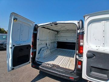 Renault Trafic - 10