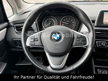 BMW 218 Active Tourer - 11
