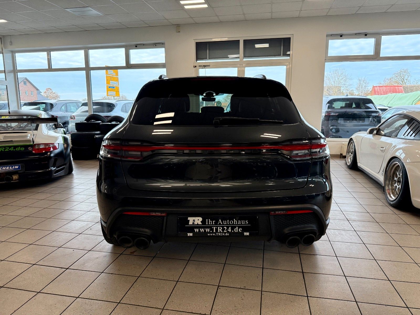 Fahrzeugabbildung Porsche Macan S Keyless/BOSE/360View/SportChrono