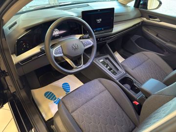 Volkswagen Golf - 11