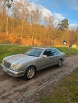 Mercedes-Benz Mercedes E320 W210 Elegance| H-Kennzeichen... - gebrauchte Mercedes-Benz E 320 aus dem Jahr 1996