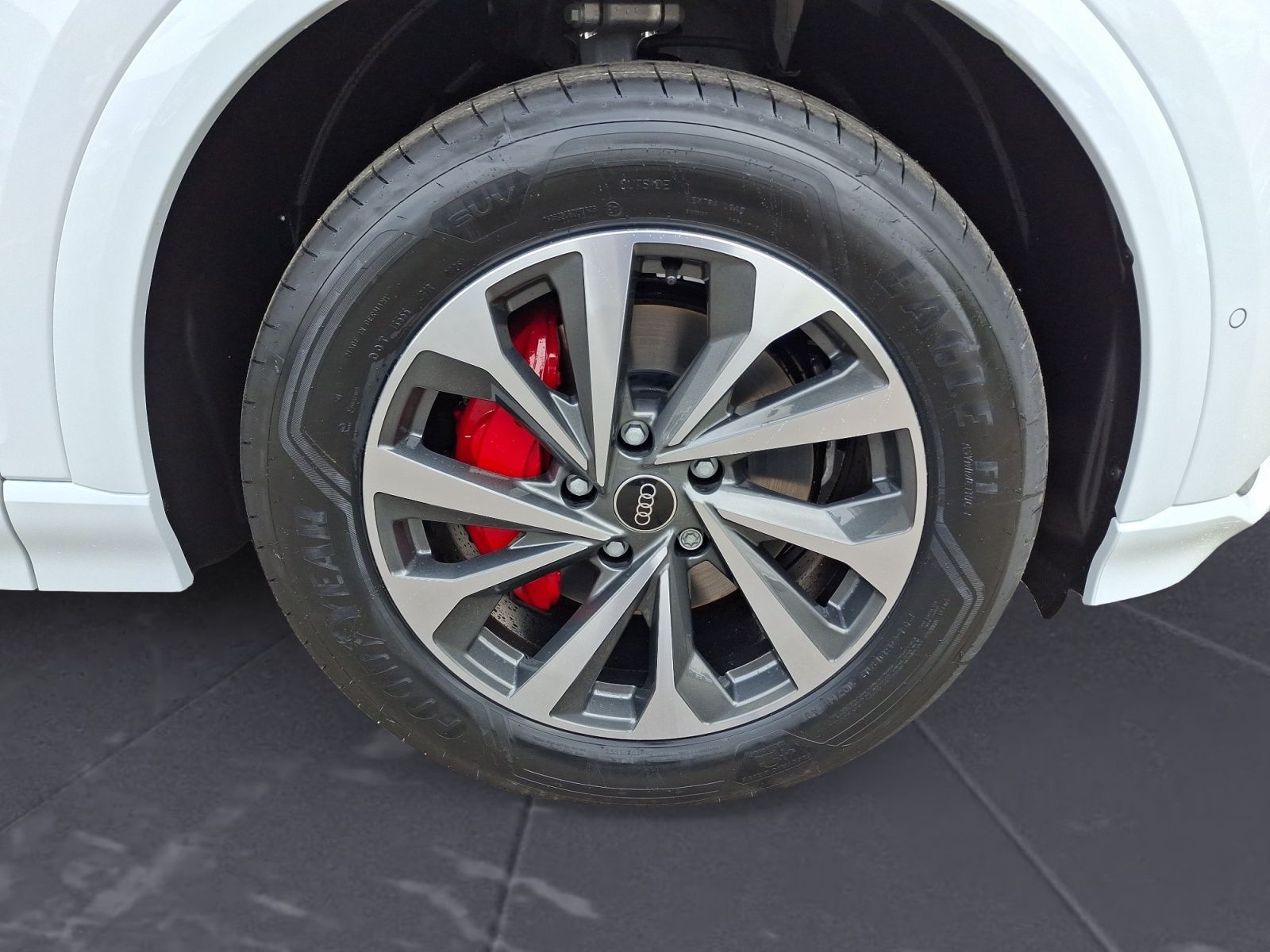 Audi Q6 e-tron - Bild 17