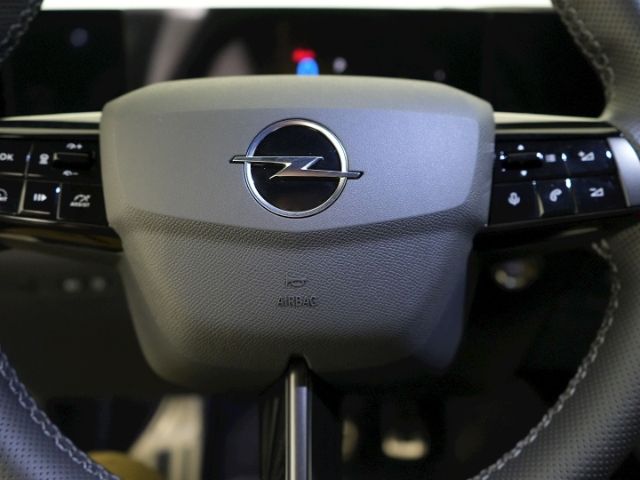 Astra L LIM GSe PHEV AT+LED+NAVI+360 GRAD KAMERA