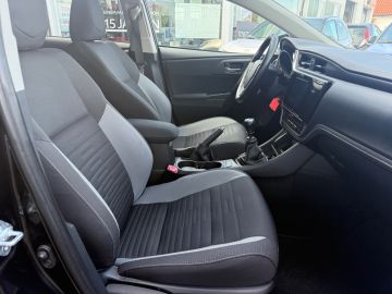 Toyota Auris - 9