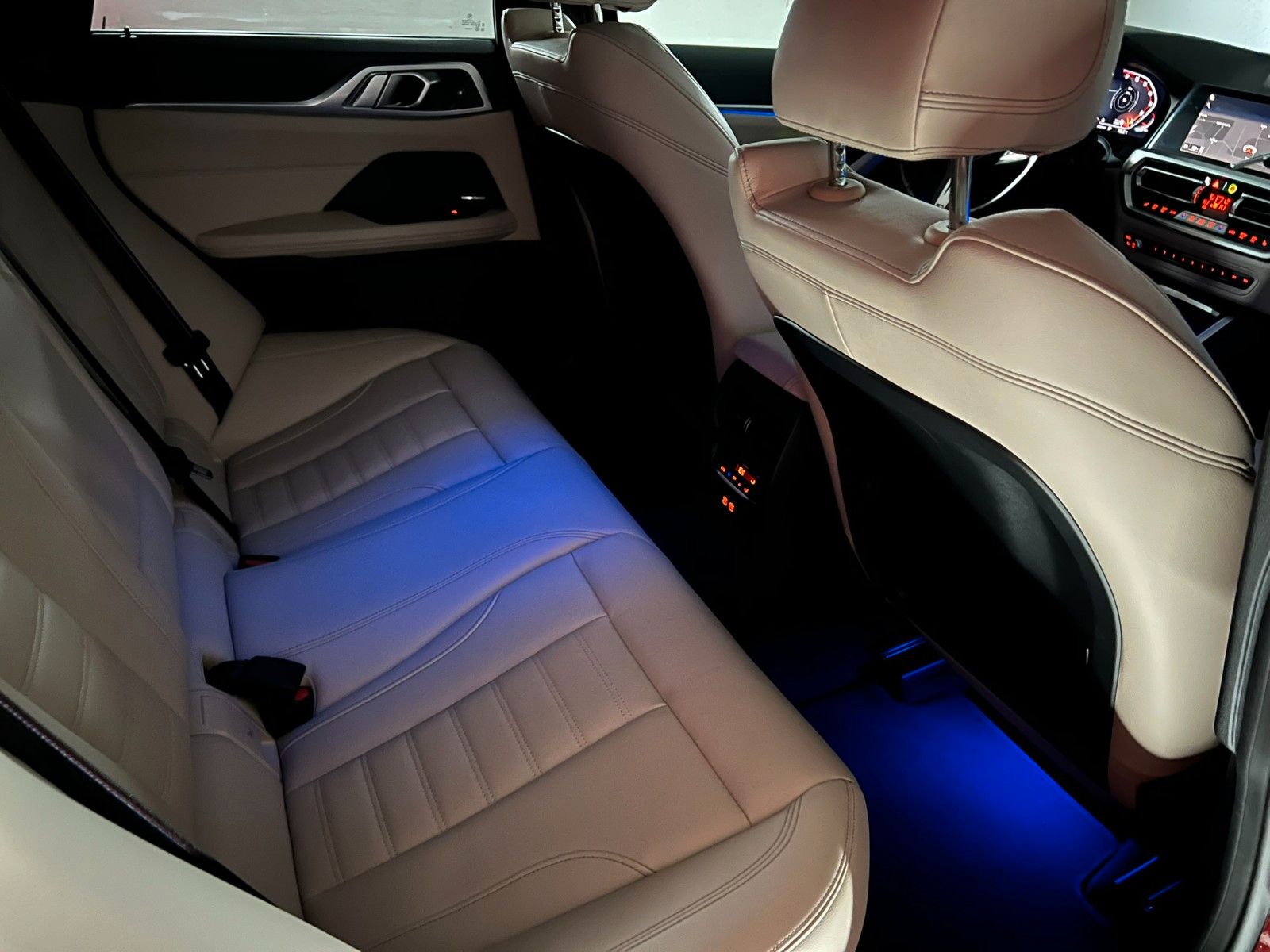 Fahrzeugabbildung BMW M440 i xDrive GC M SPORT PRO/AHK/HuD/LED/H&K/DAB