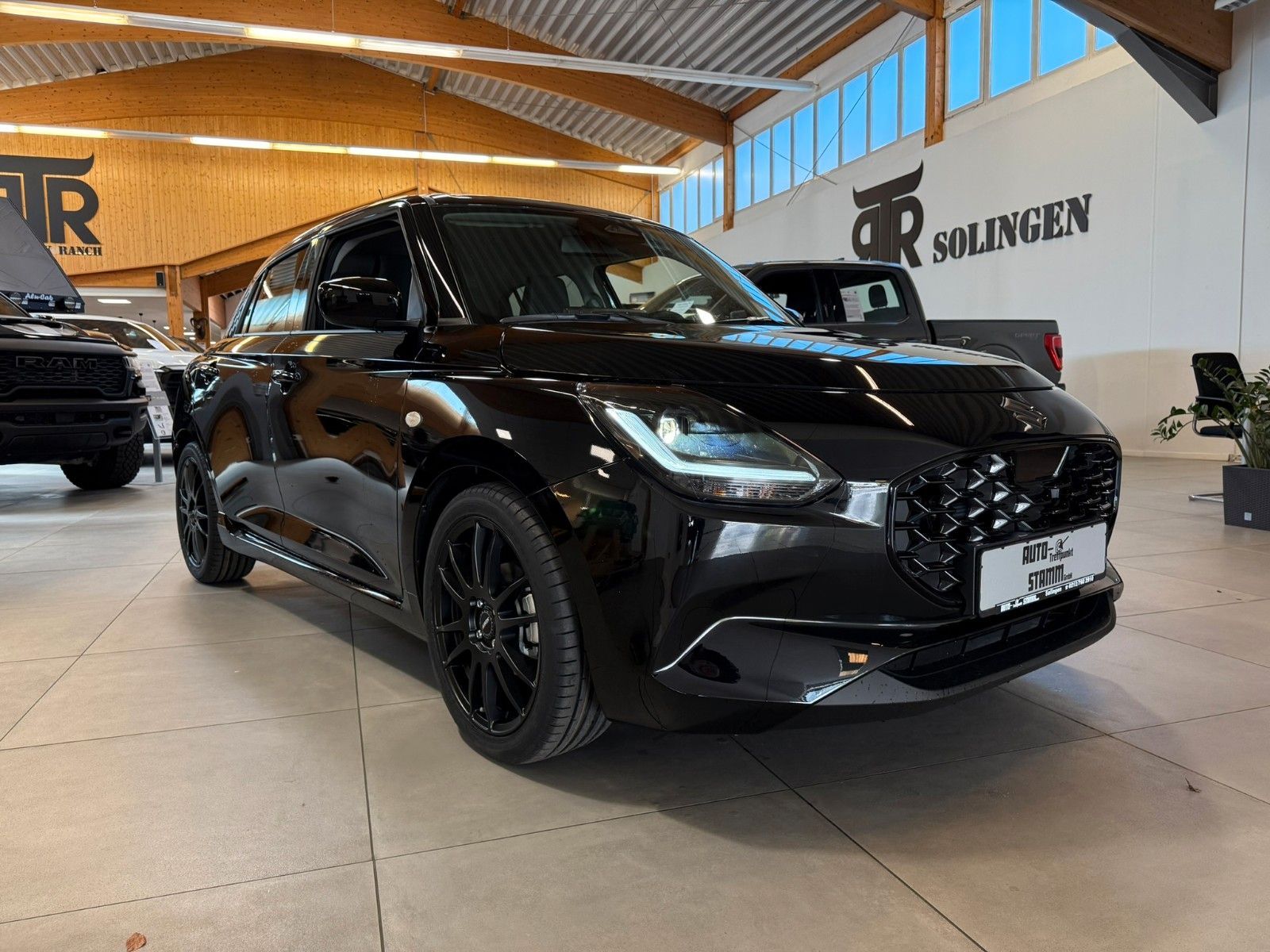 Fahrzeugabbildung Suzuki Swift Comfort - STAMM SPORT EDITION - ALU - H&R