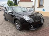 Alfa Romeo Giulietta Turismo - Alfa Romeo Giulietta mit Diesel-Antrieb