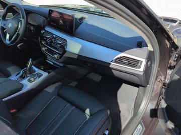 BMW 520 - 12