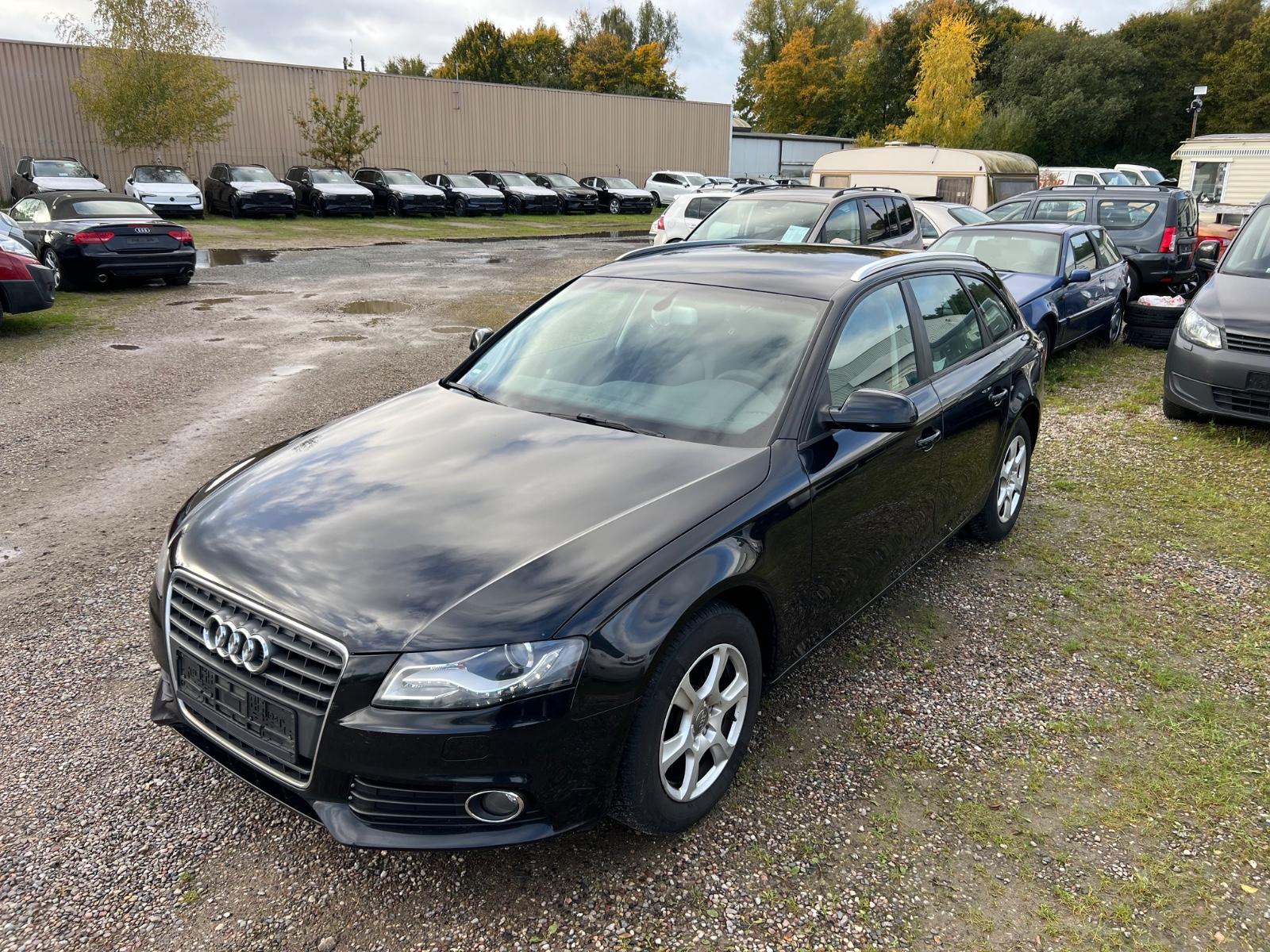 Audi A4 2011 — photo 11