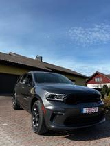 Dodge Durango 3.6 RWD  SXT PLUS Blacktop package - Dodge Durango mit Benzin-Antrieb: Allradantrieb, Geländewagen, 3.6