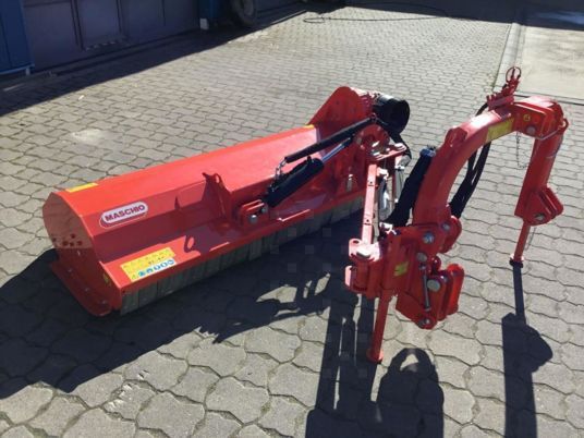 Maschio Giraffa XL 210 SE 