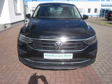 Volkswagen Tiguan - 3