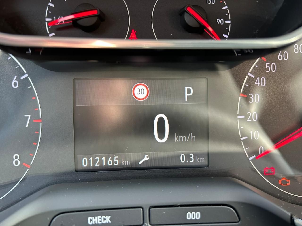 Fahrzeugabbildung Opel Crossland Elegance