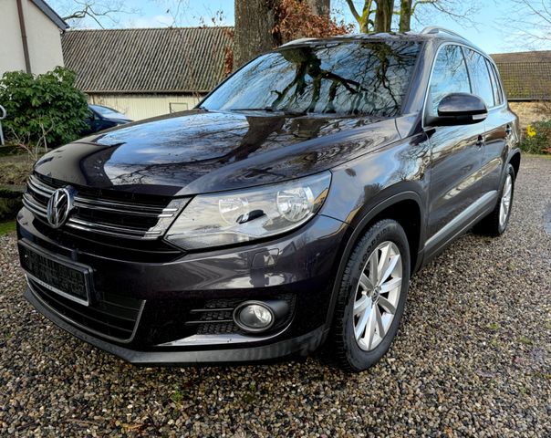 Volkswagen Tiguan 1,4 TSI Lounge MIT KLIMA NAVIGATION & AHK