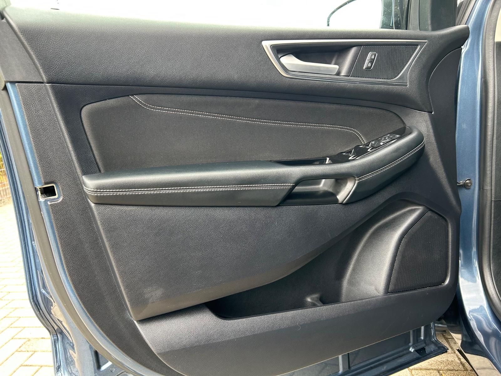 Ford Edge Titanium 4x4|AHK|Rückfahrkam|Apple|Navi