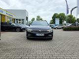 Volkswagen Passat Variant Elegance R-Line Rückfahrkamera - Volkswagen Passat Variant: Line