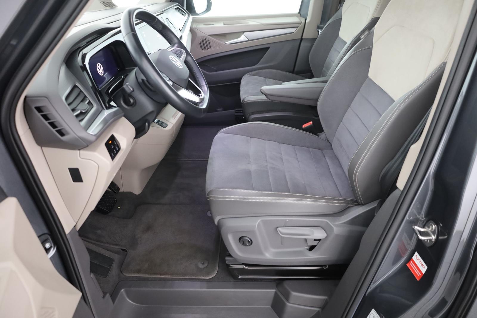 Volkswagen T7 Multivan 2.0 TSI DSG LED 360° Panorama AHK