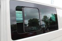 Volkswagen T6.1 Kasten Kombi 150PS DSG LED Navi ALU Extras