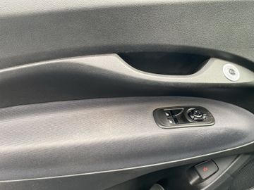 Fiat 500e 42kWh Icon MJ22 Navi*DAB*Tempomat*Carplay