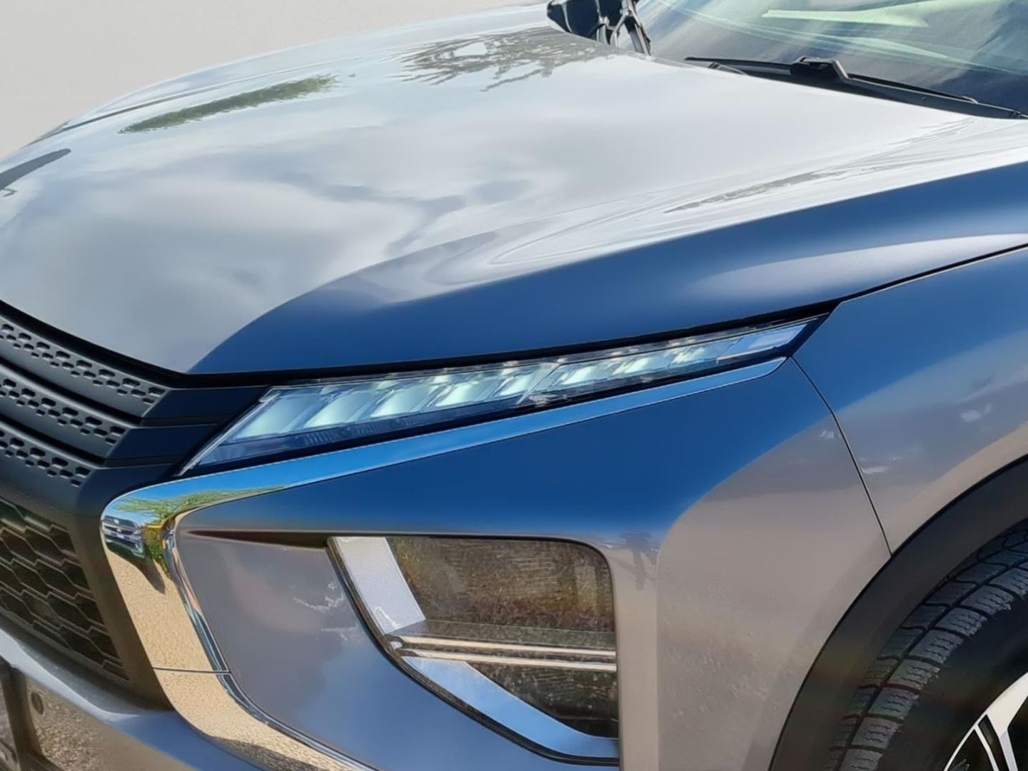 Fahrzeugabbildung Mitsubishi Eclipse Cross Basis 2.4 PHEV 4WD ALLWETTER+KAMER
