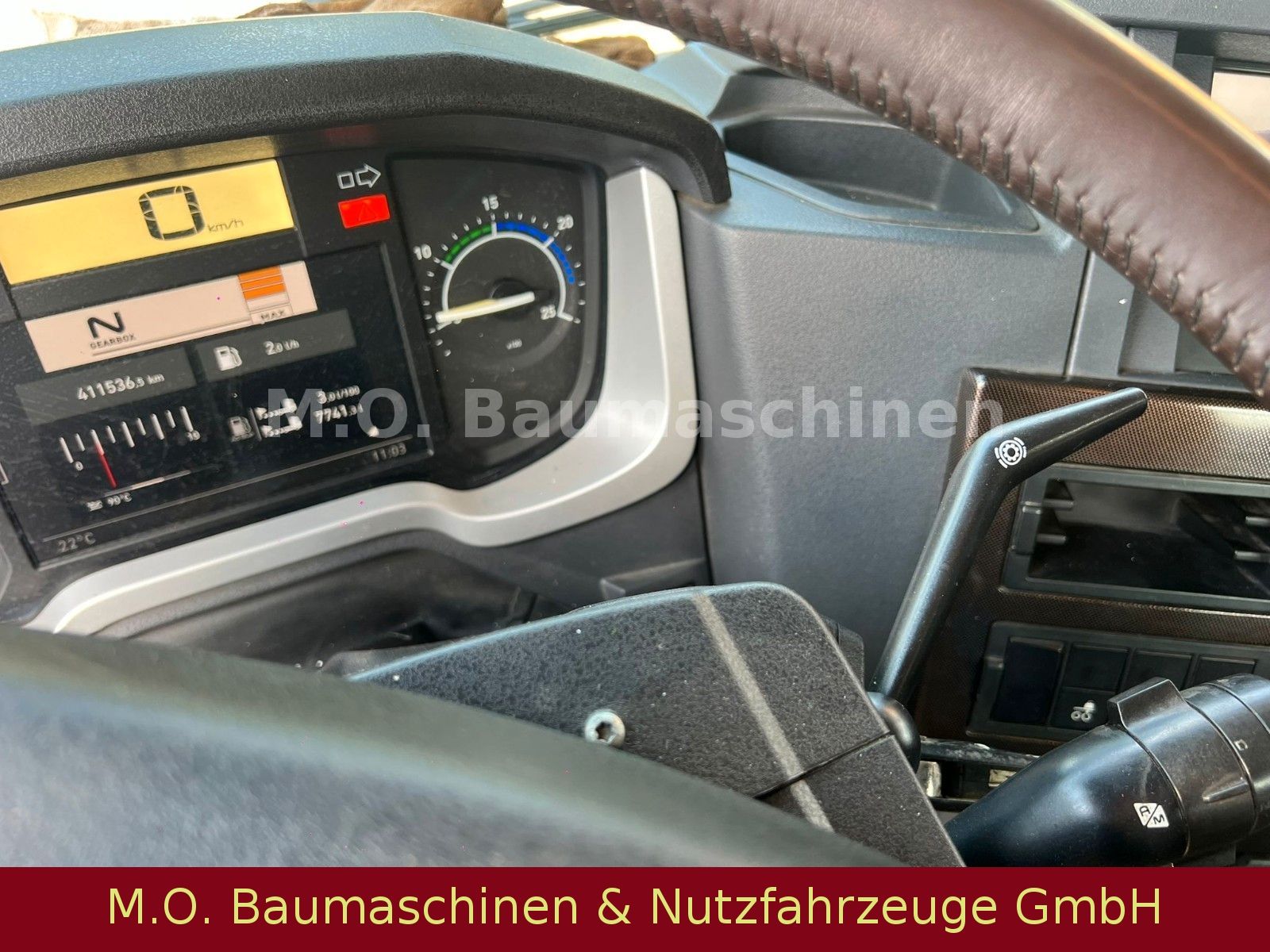 Fahrzeugabbildung Renault C 520/Hiab Multilift XR26Z65 - P- IC2B / 10x4//