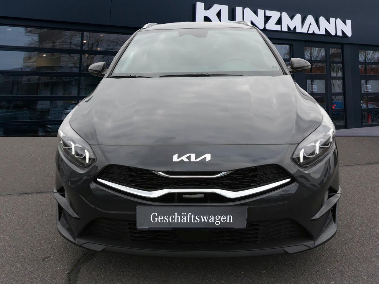 Kia cee'd SW 1.0T DCT Nightline Navi Lenkradhzg ACC