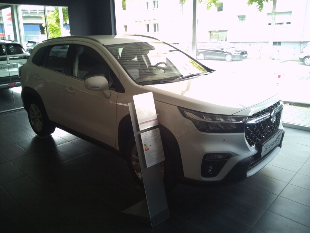 Suzuki (SX4) S-Cross