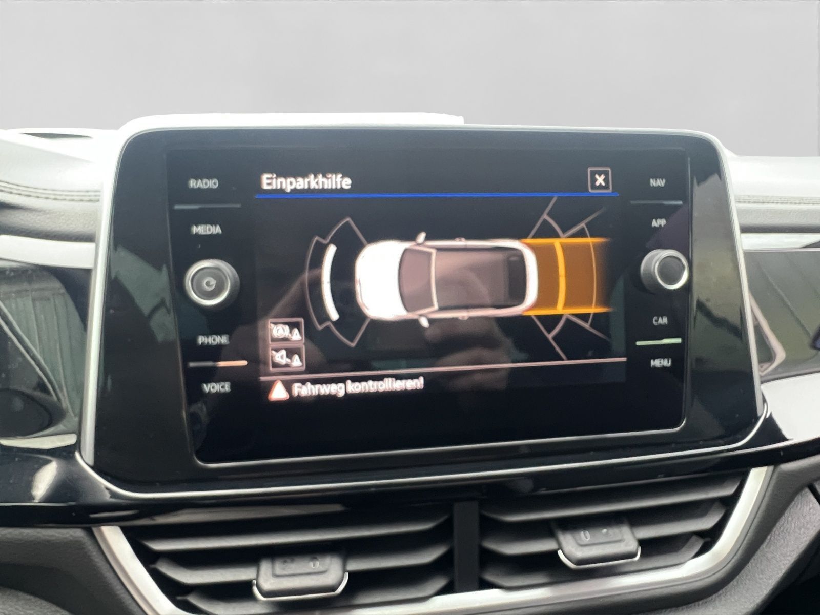 Volkswagen T-Roc - Bild 14