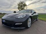 Porsche Panamera Turbo  - Porsche Panamera Turbo mit Benzin-Antrieb