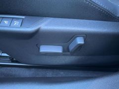 Foto Nummer 14: PEUGEOT 2008