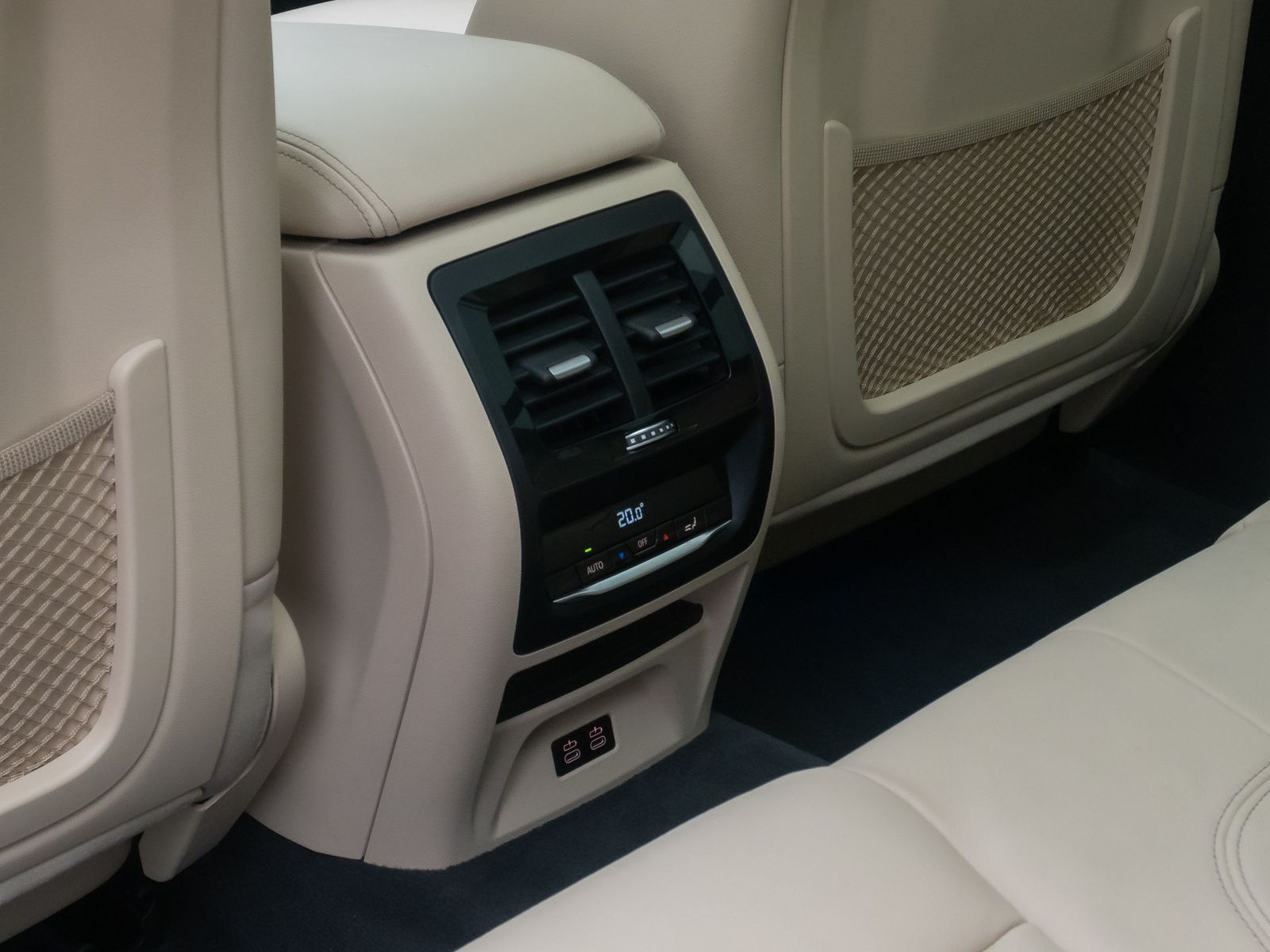 Fahrzeugabbildung BMW iX3 IMPRESSIVE DAB 360&deg;HUD ACC Memory H/K 20Zoll