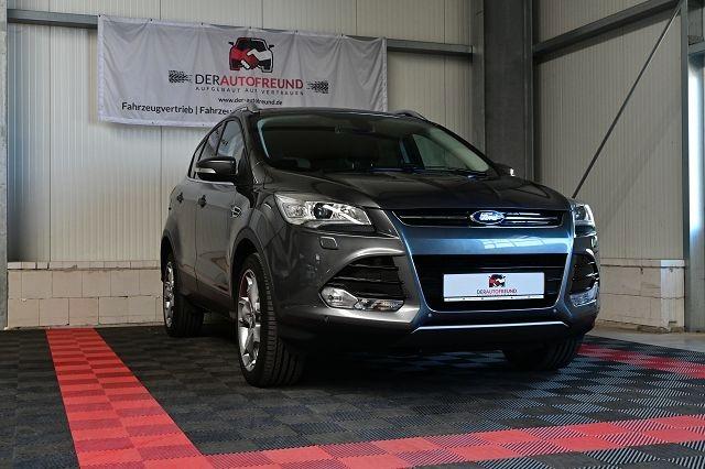 Ford Kuga Titanium *Xenon/Tempo/Leder/PDC/1.Hand*