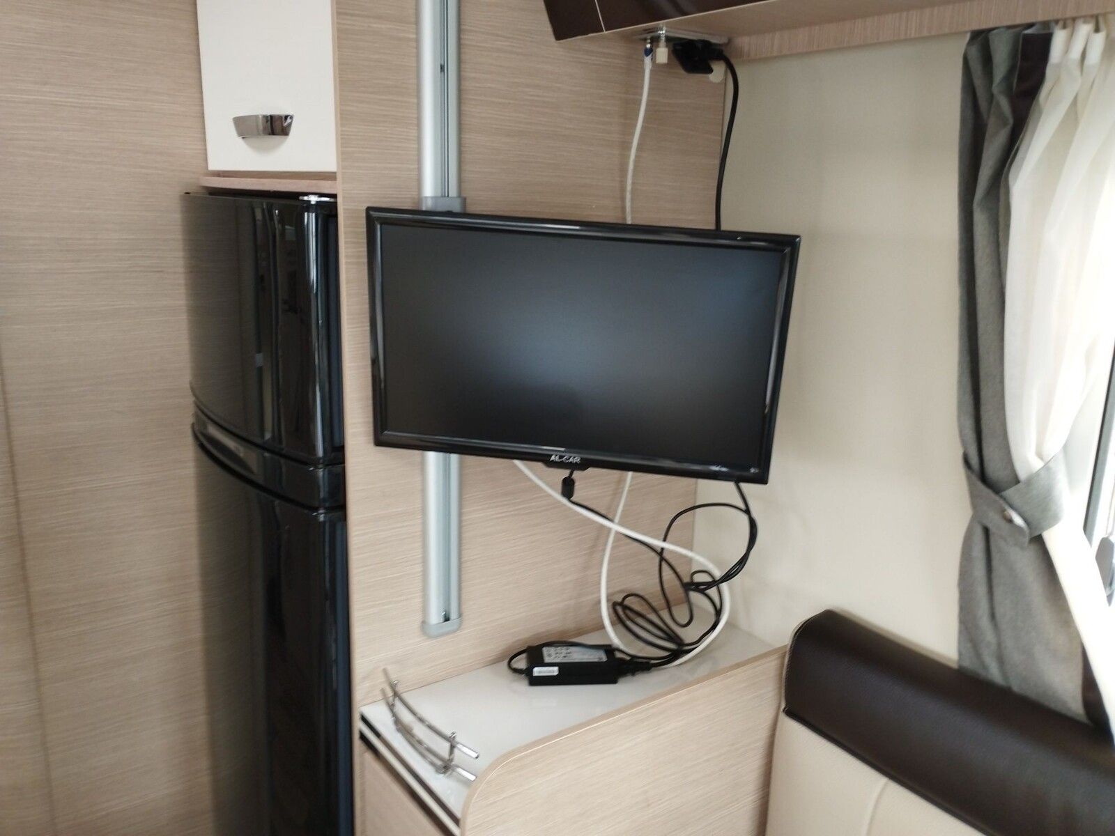 Fahrzeugabbildung Forster I 726 VB