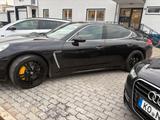 Porsche Panamera Turbo Turbo VOLLAUSSTATTUNG