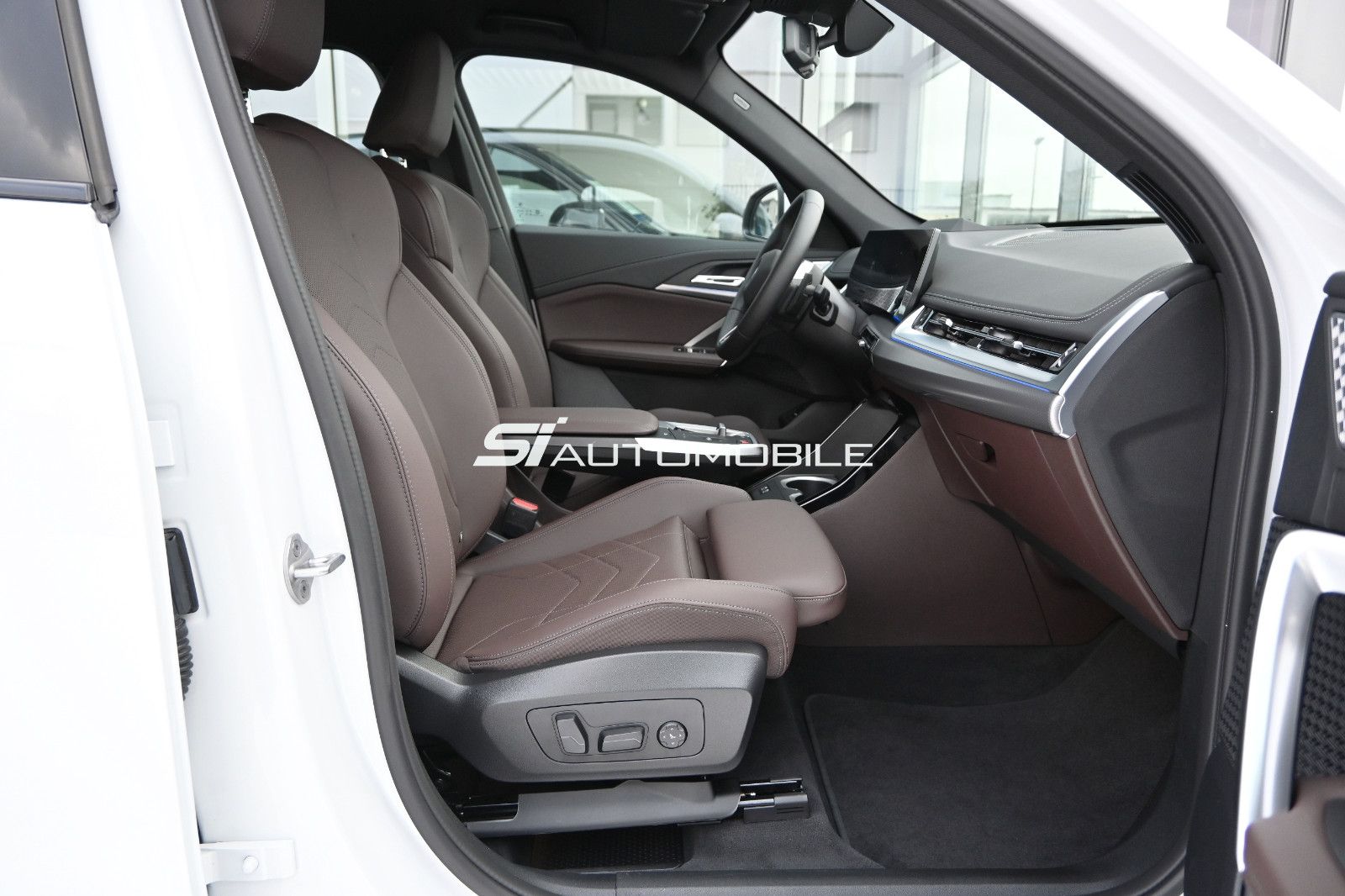 Fahrzeugabbildung BMW X1 xDrive23i M-Sport °ACC°AHK°360°MEMO°HARMAN°